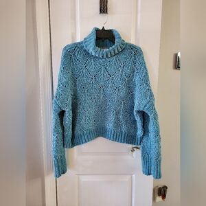 Luxe By POL Cropped Eyelet Cutout Pullover Chunky Knit Turtleneck Sweater Medium